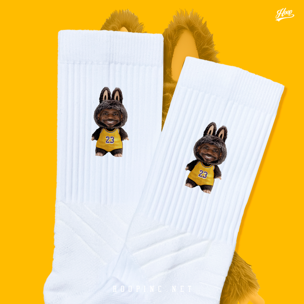 "LEBUBU" socks
