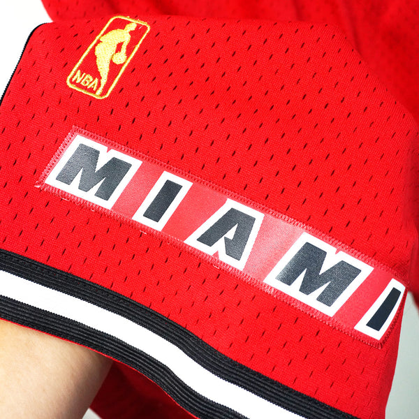"MITCHELL & NESS Swingman Miami Heat" Shorts